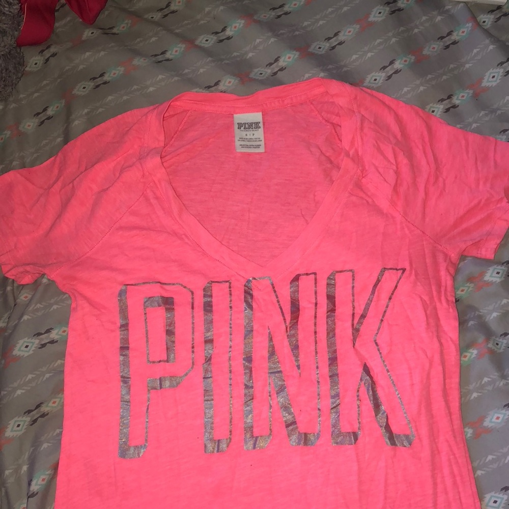 victoria’s secret pink v neck tee